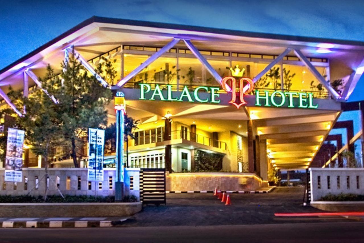 Palace Hotel Puncak Luaran gambar